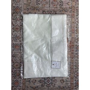 Sheer Elegance Ivory Shimmer Edging Table Cloth